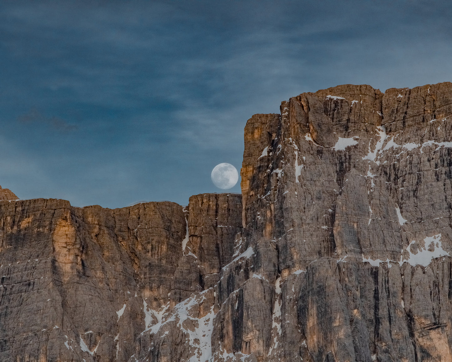 Dolomite Moon